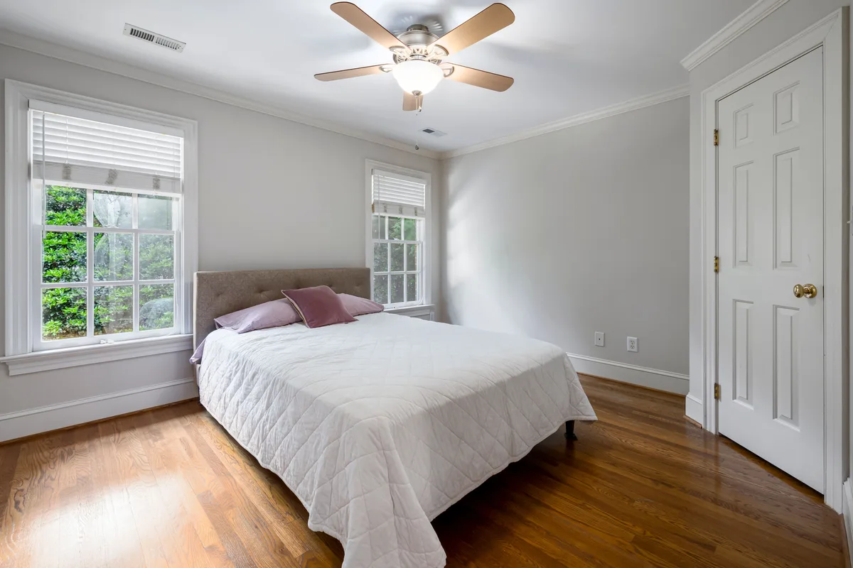 Recurring cleaning service: consistent scheduled visits keep your home clean between appointments